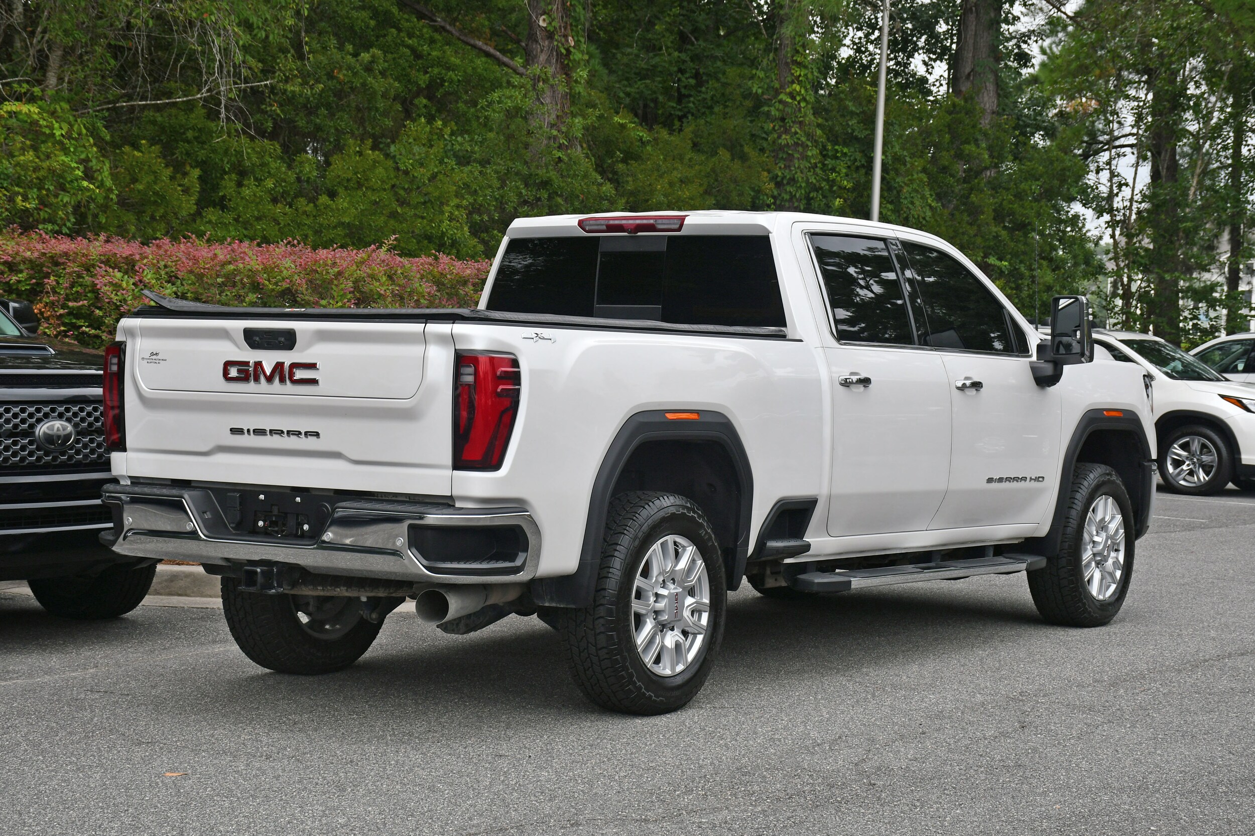 2024 Gmc Sierra HD SLT photo 4