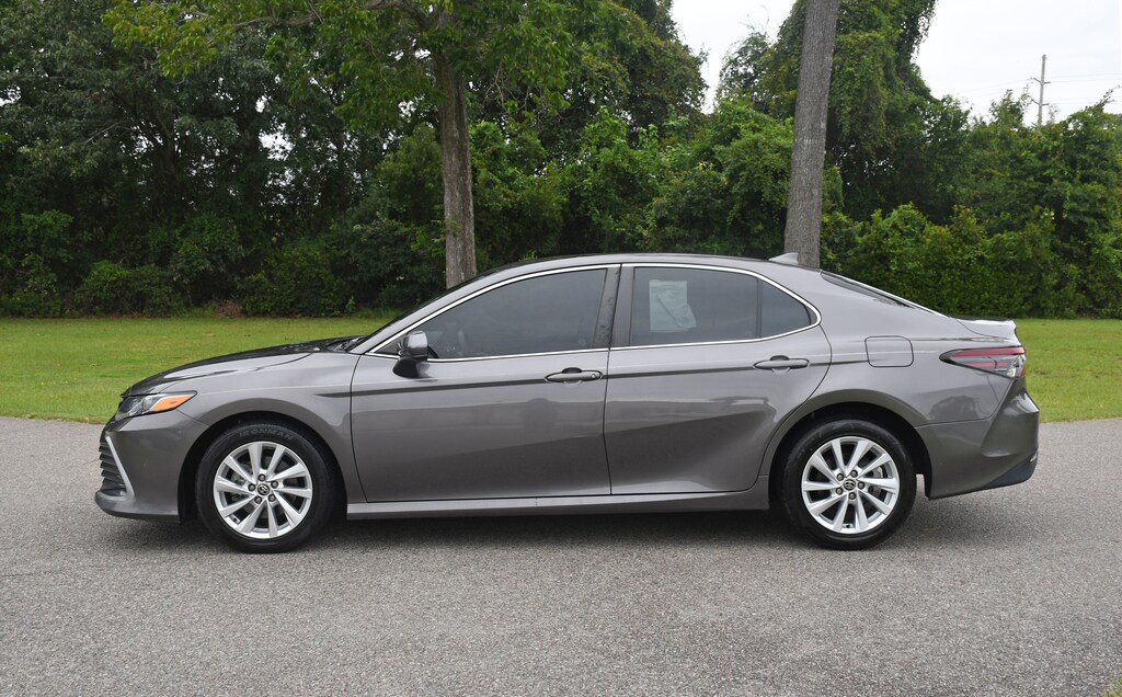 Used 2023 Toyota Camry LE LE Auto