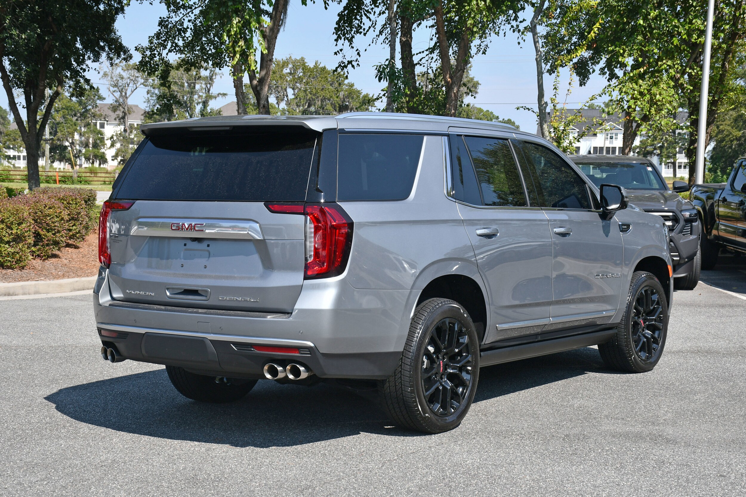 2024 Gmc Yukon Denali photo 3