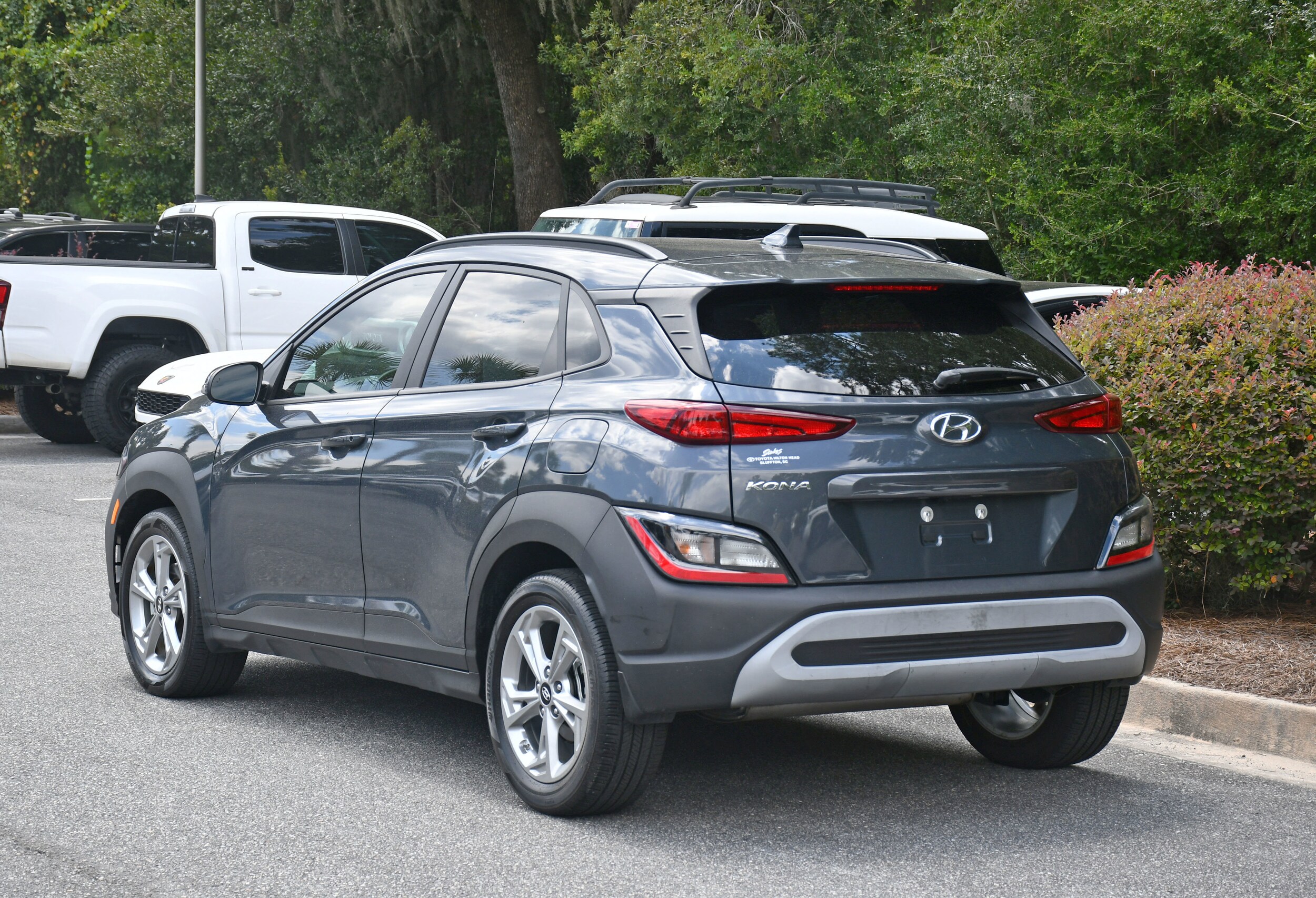 2023 Hyundai Kona SEL photo 3