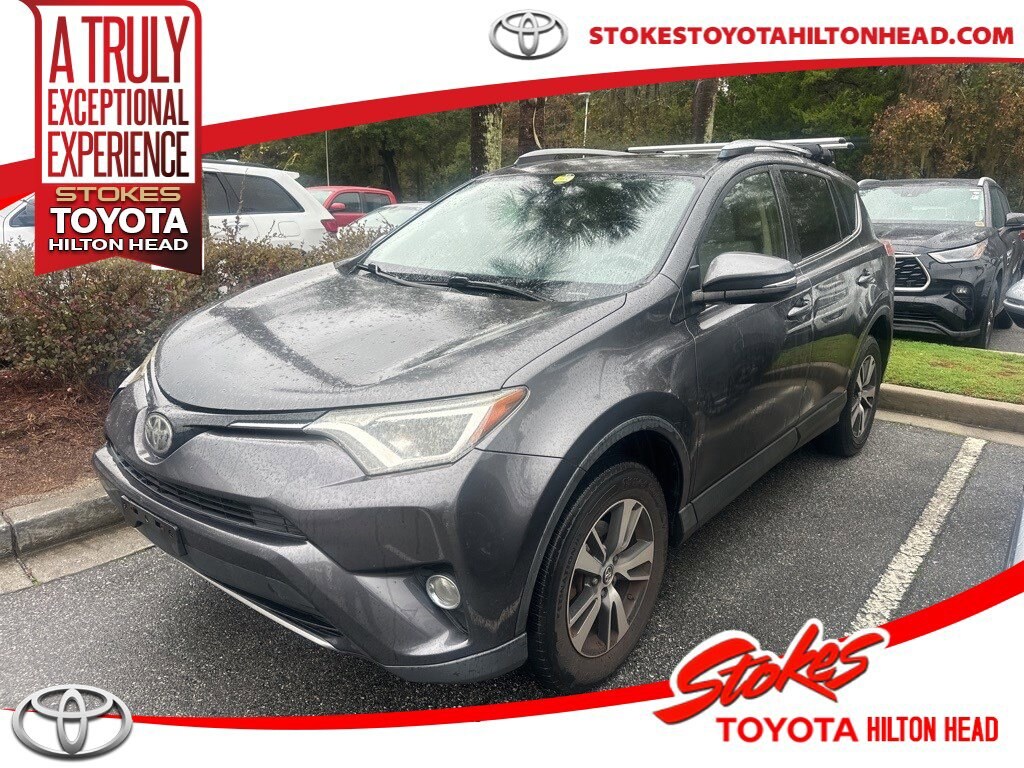 Used 2017 Toyota RAV4 XLE XLE AWD