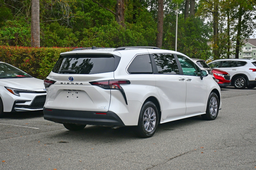 Used 2024 Toyota Sienna XLE Autono-MaaS XLE Autono-MaaS FWD 7-Passenger