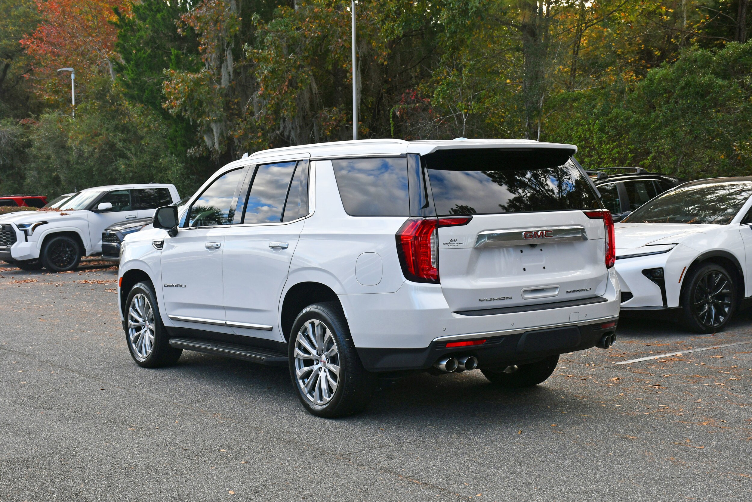 2023 Gmc Yukon Denali photo 2