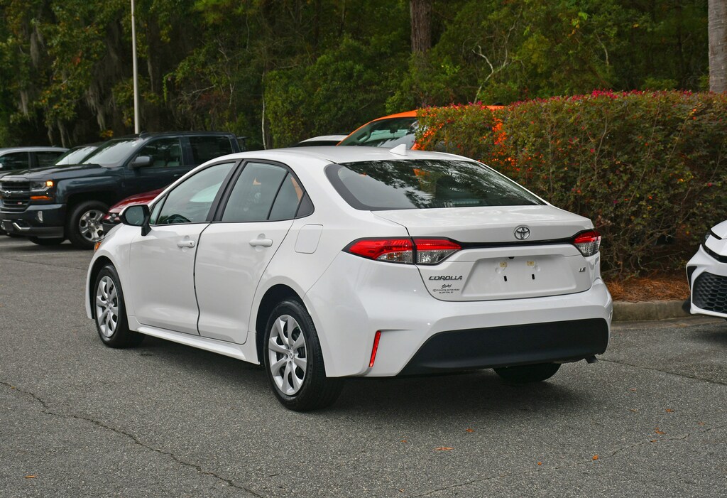 Used 2025 Toyota Corolla LE LE CVT