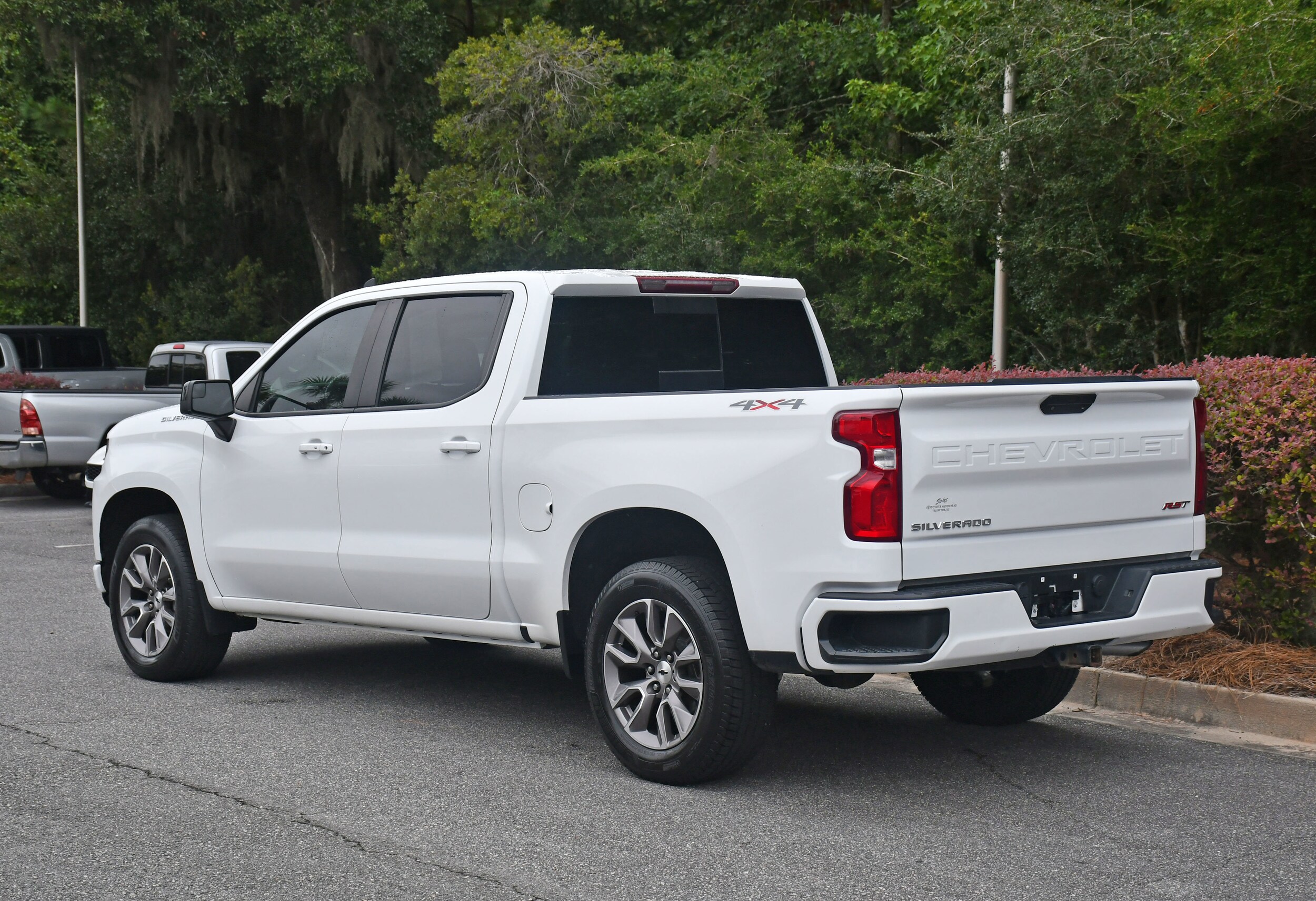 2020 Chevrolet Silverado 1500 RST photo 3