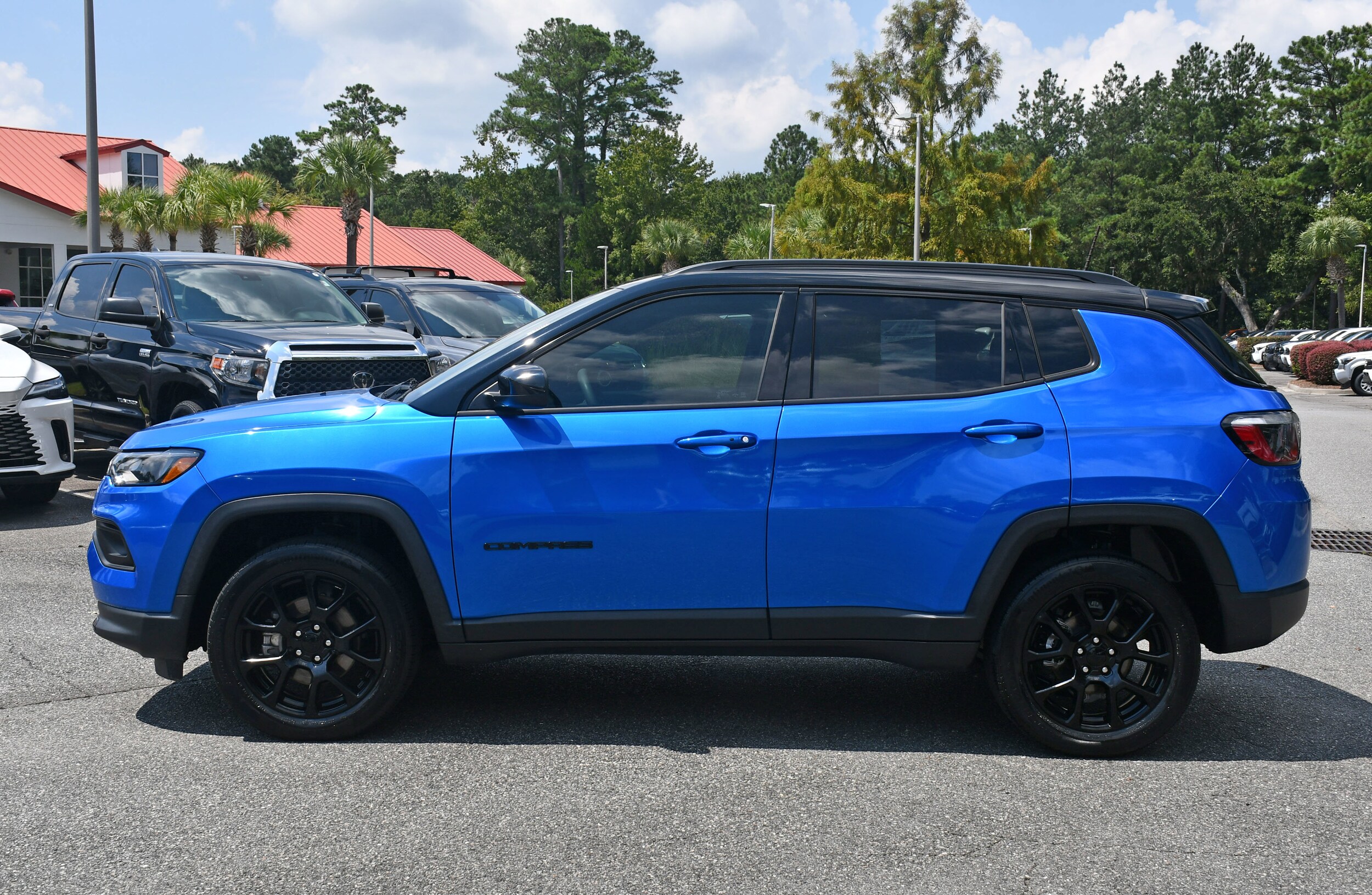 2022 Jeep Compass Altitude photo 2
