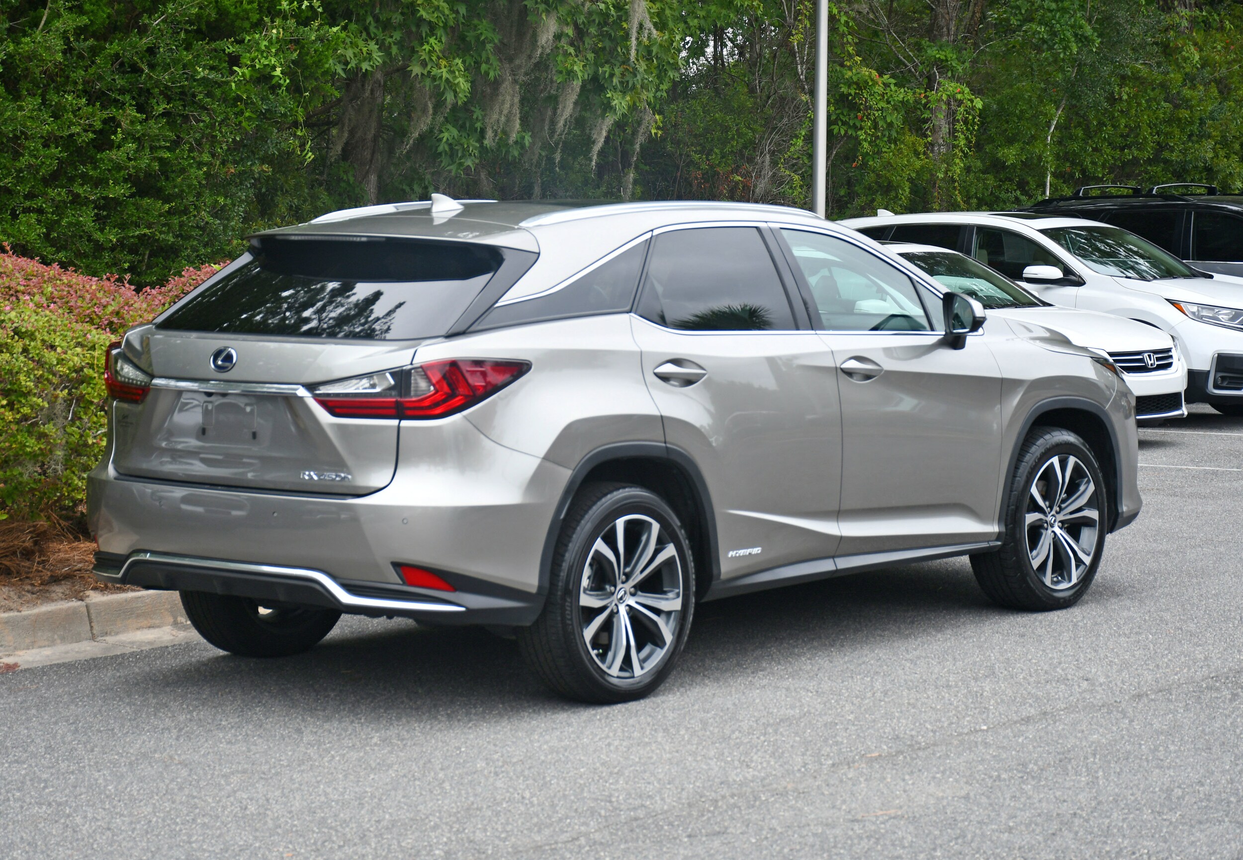 2021 Lexus RX 450h AWD photo 4