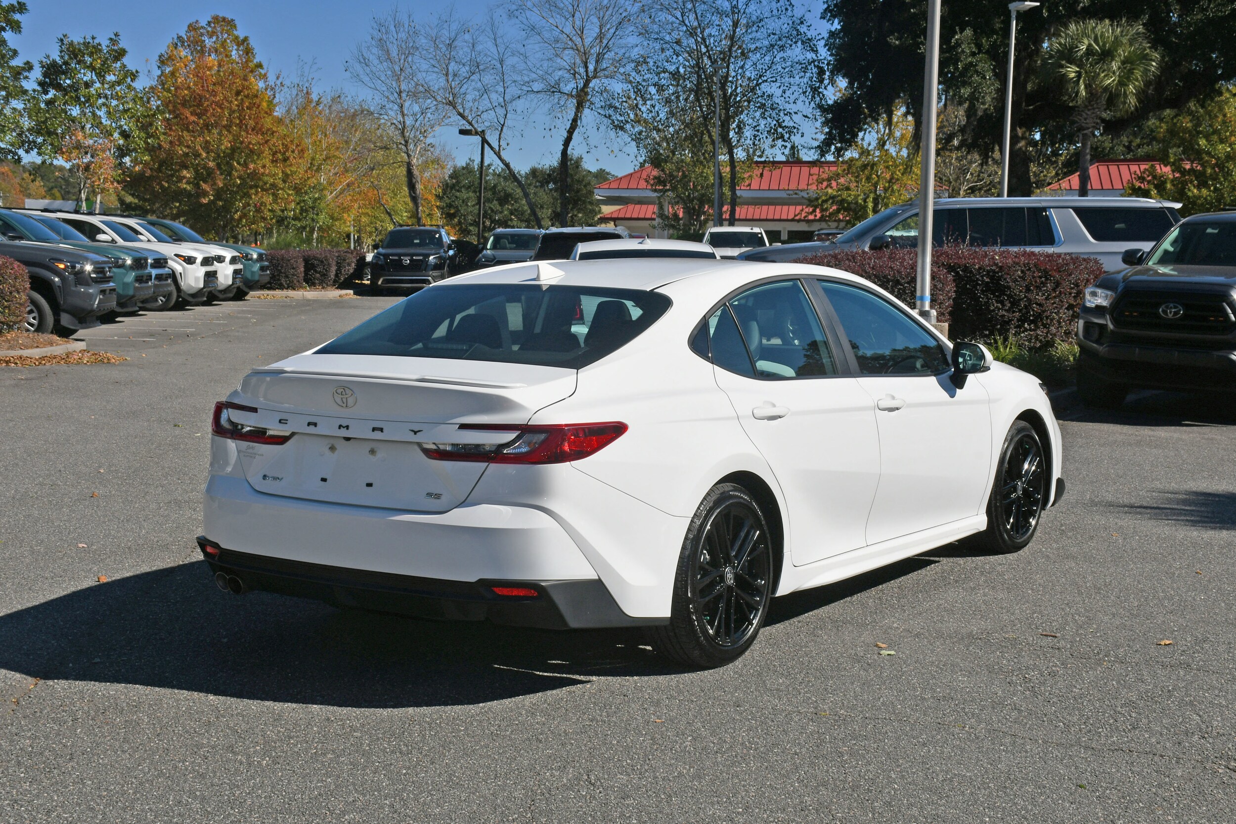 2025 Toyota Camry SE photo 4