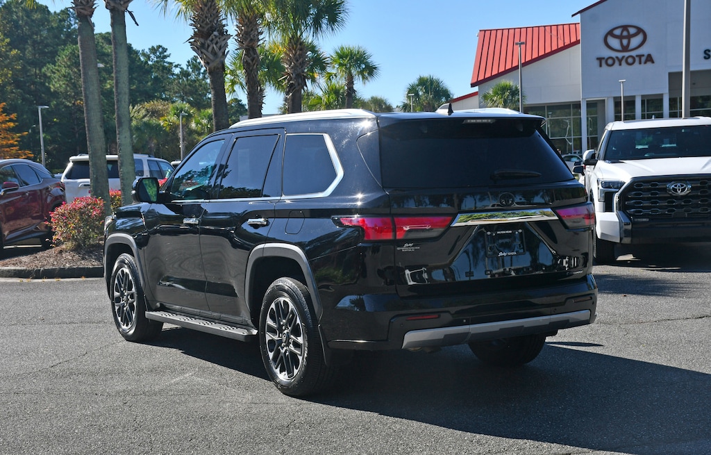Used 2025 Toyota Sequoia Limited Limited 4WD