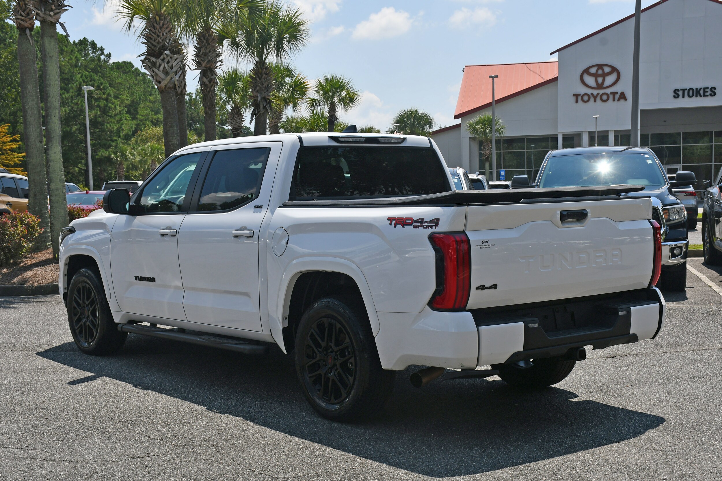 2024 Toyota Tundra SR5 CrewMax photo 3