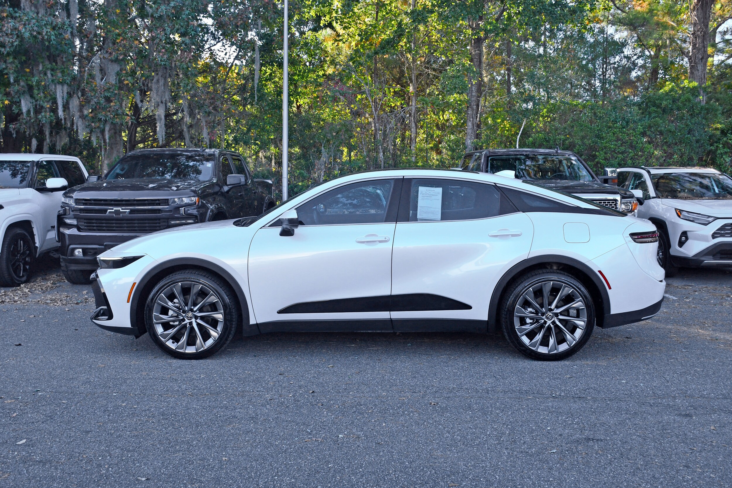 2025 Toyota Crown Limited photo 2