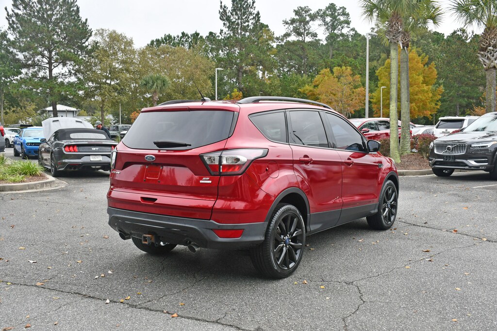 Used 2017 Ford Escape SE SE FWD