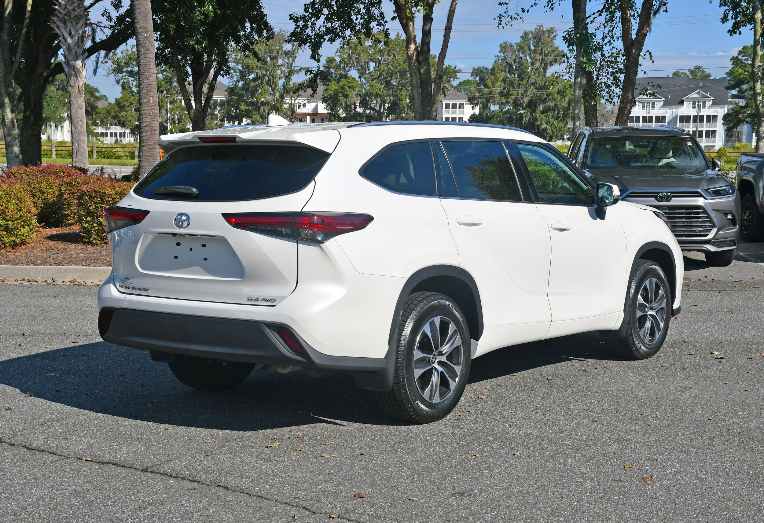 2020 Toyota Highlander XLE photo 4