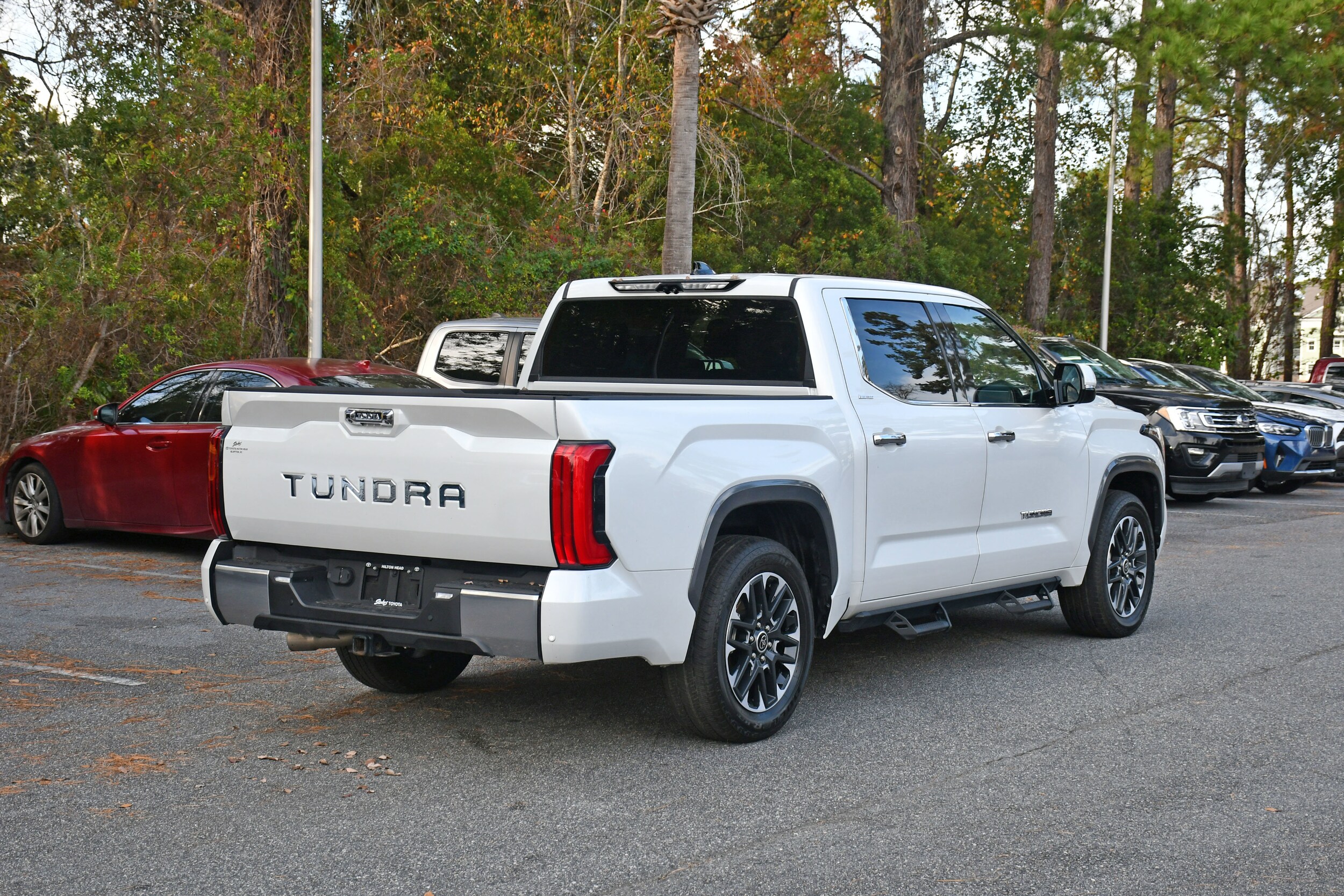 2023 Toyota Tundra Limited CrewMax photo 3