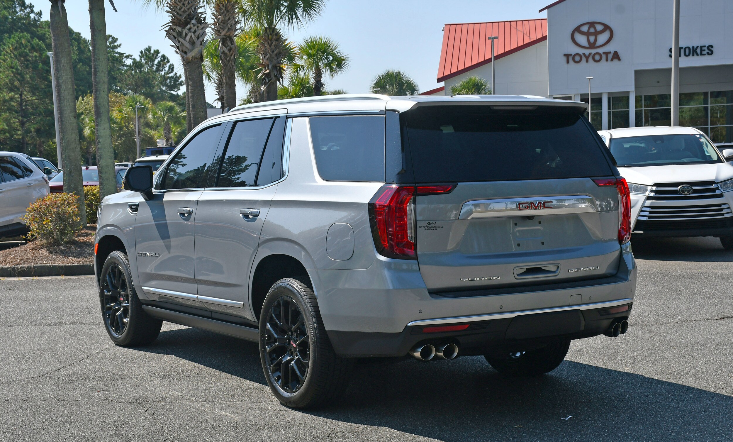 2024 Gmc Yukon Denali photo 2
