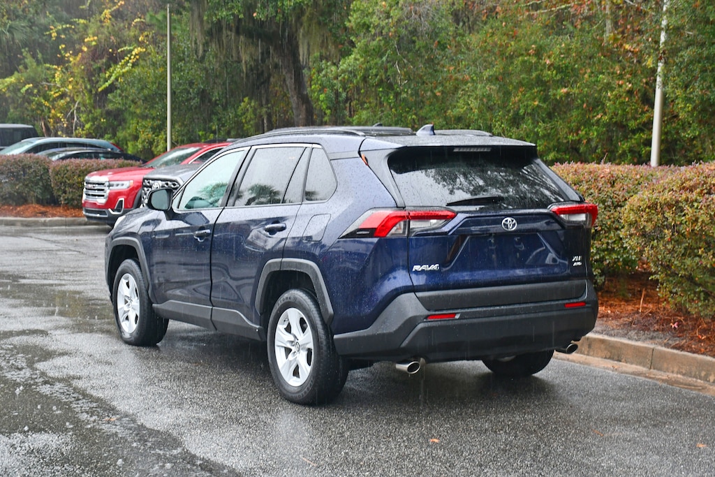 Used 2019 Toyota RAV4 XLE XLE AWD