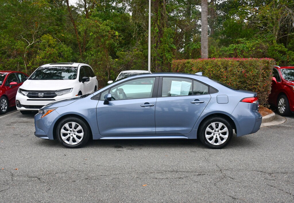 Used 2025 Toyota Corolla LE LE CVT
