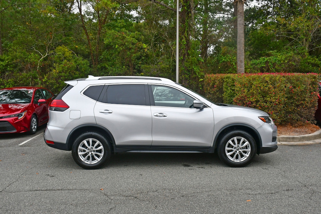 Used 2020 Nissan Rogue SV AWD SV