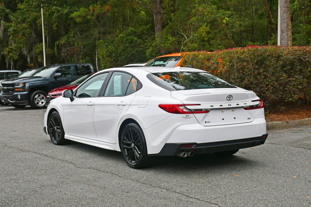 Used 2025 Toyota Camry SE SE