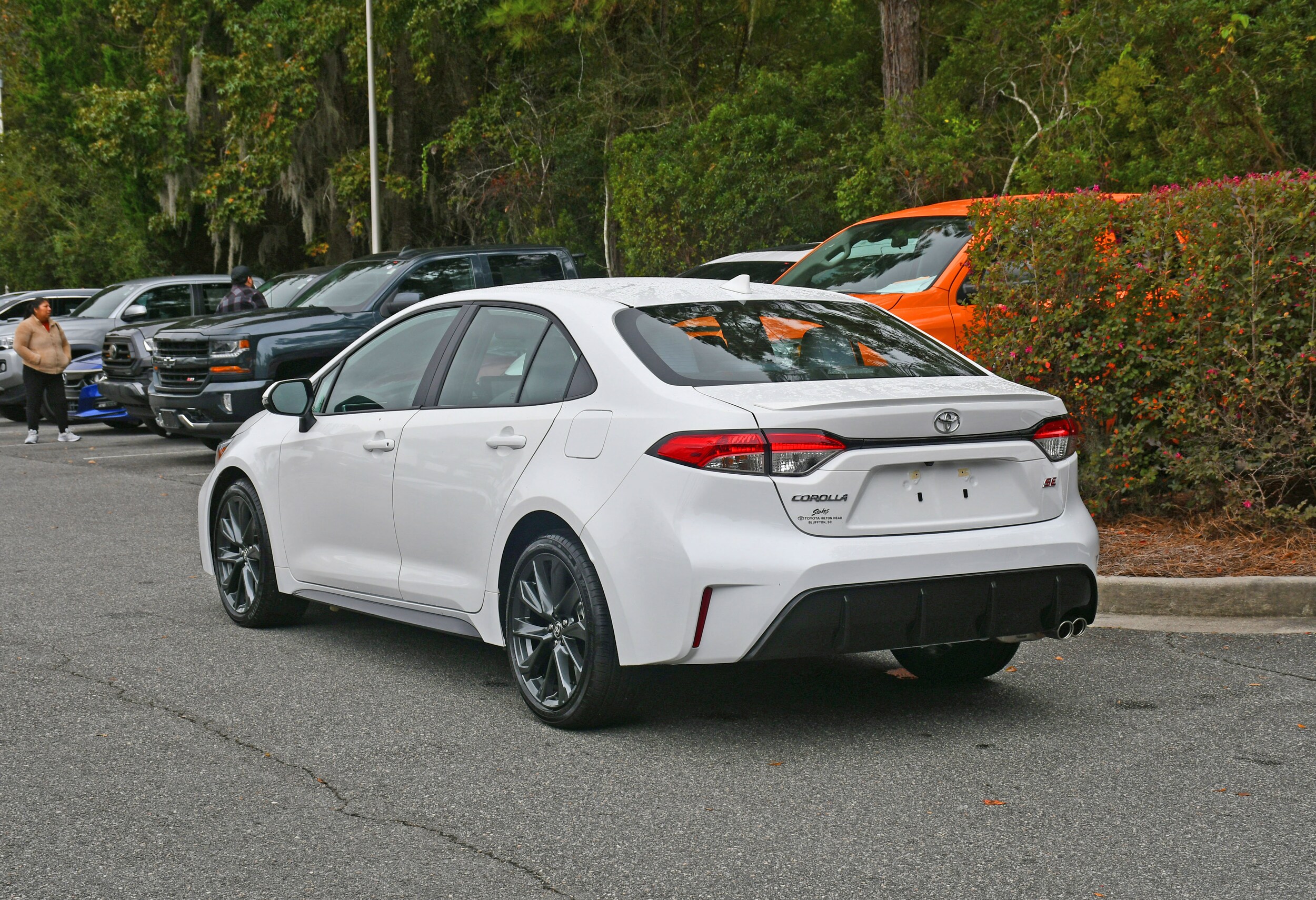 2025 Toyota Corolla SE photo 3