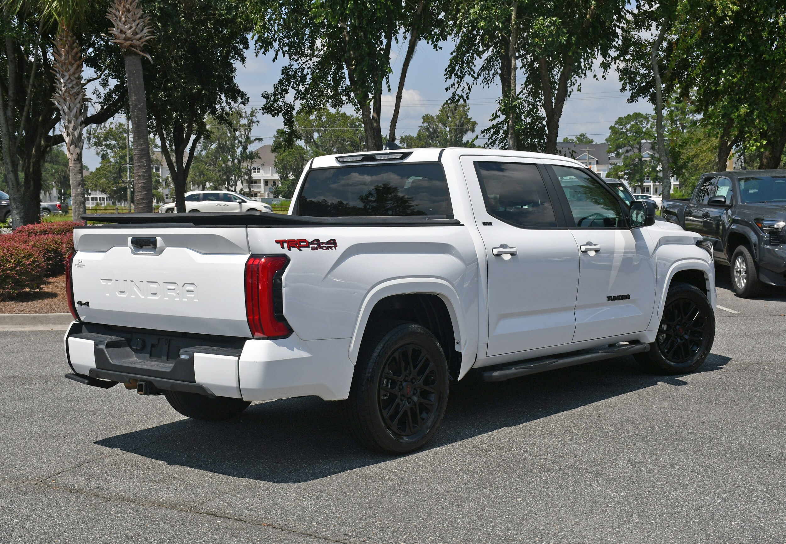 2024 Toyota Tundra SR5 CrewMax photo 4
