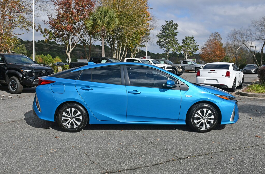 Used 2021 Toyota Prius Prime LE LE