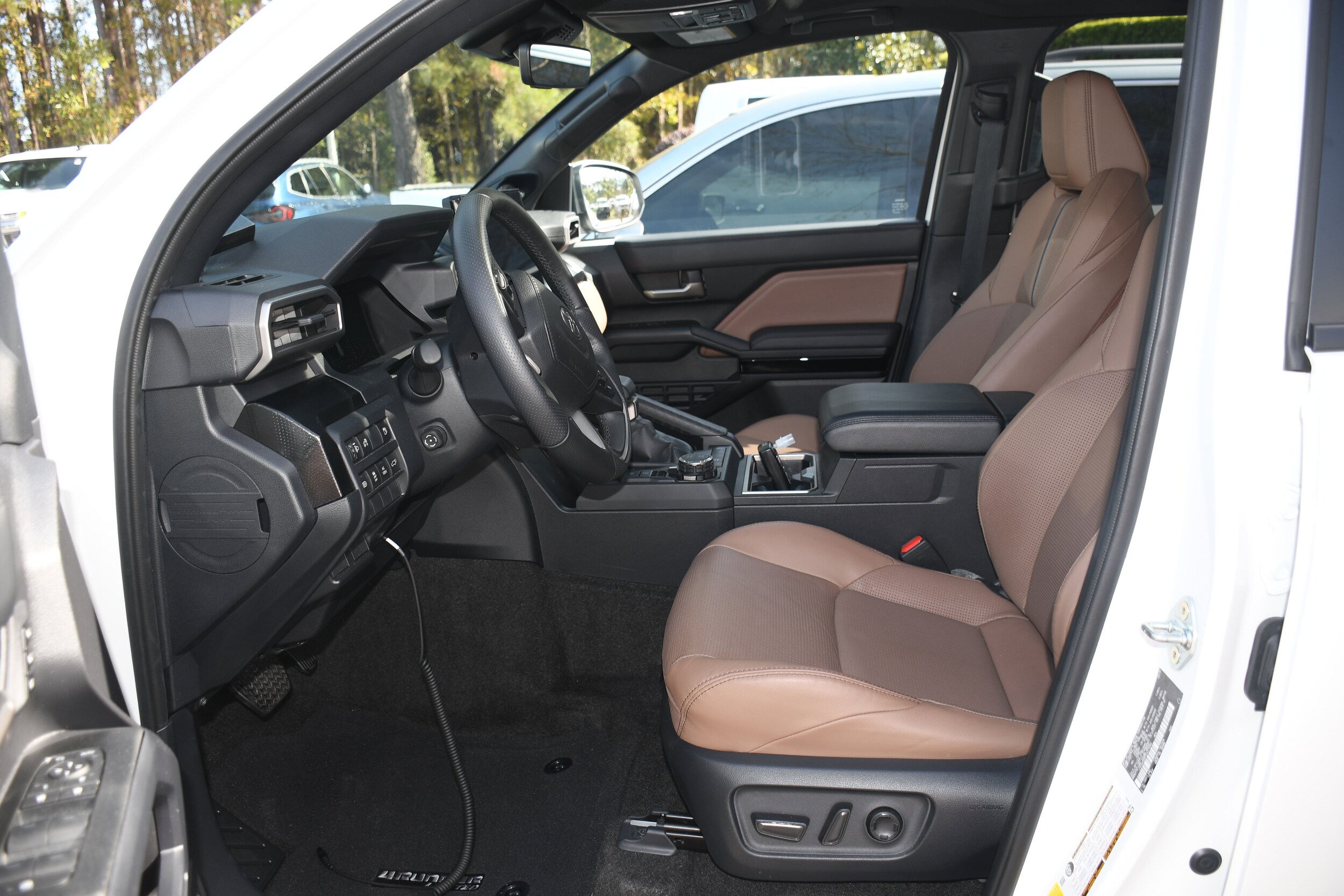 2025 Toyota 4Runner Limited photo 3