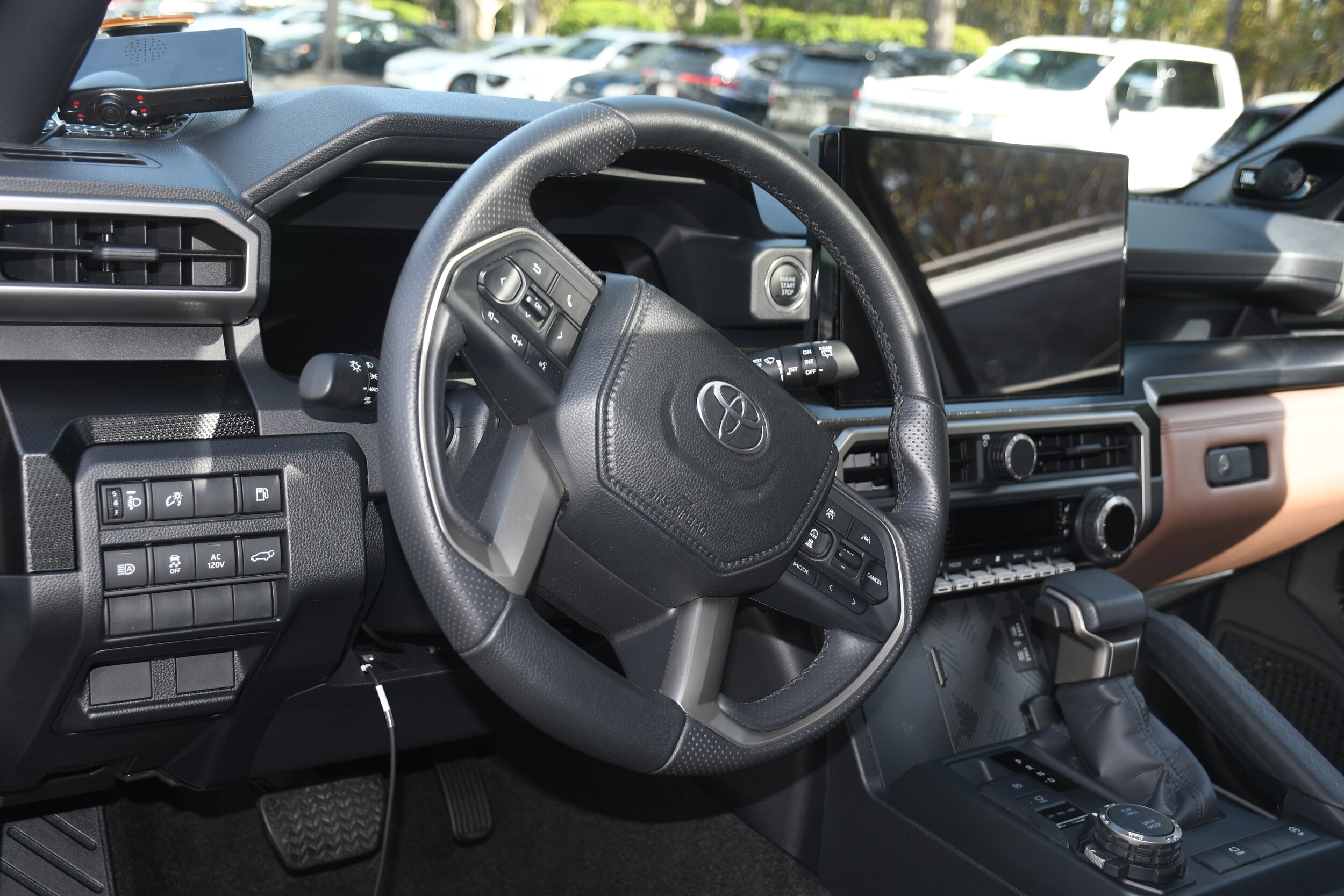 2025 Toyota 4Runner Limited photo 4