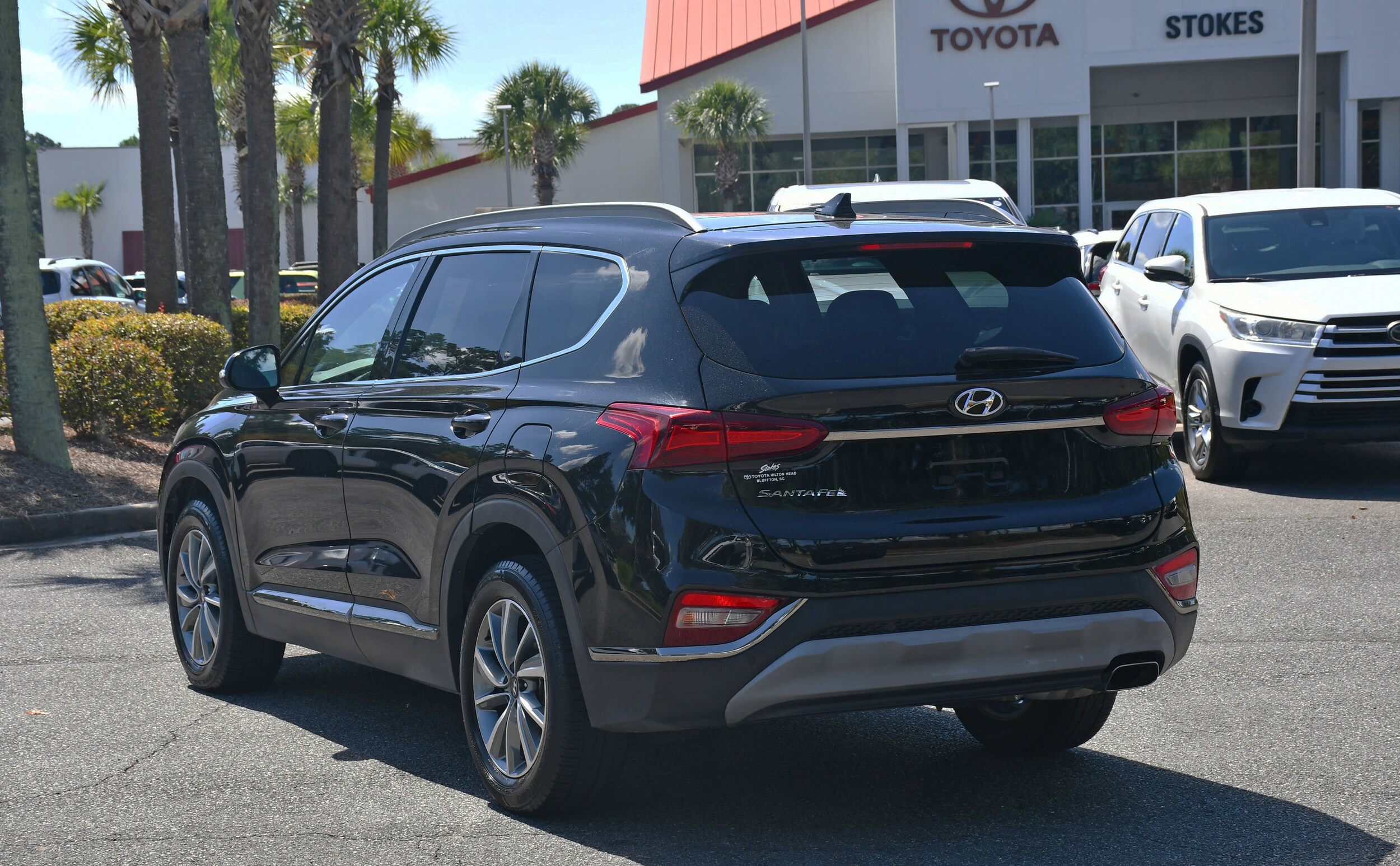 2019 Hyundai Santa Fe Limited photo 2