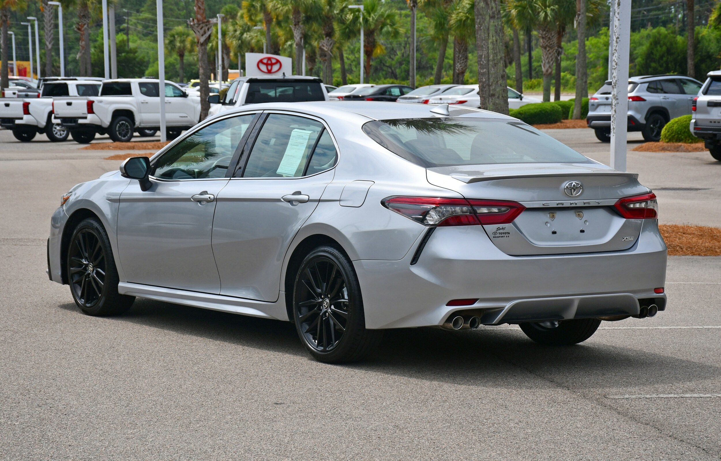 2023 Toyota Camry XSE photo 4