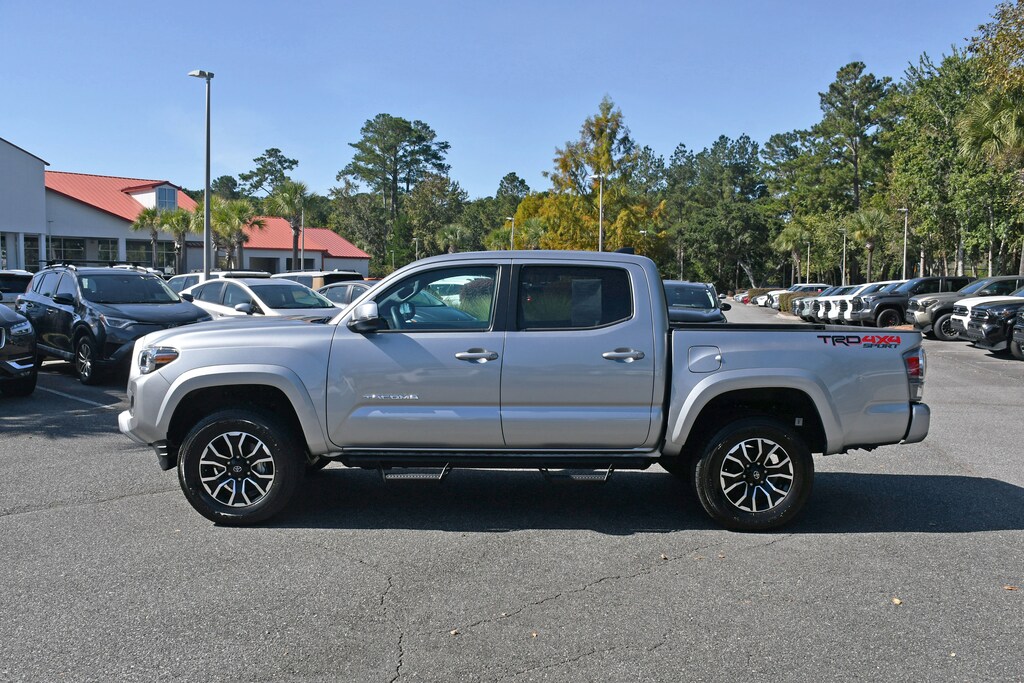 Used 2023 Toyota Tacoma SR SR Double Cab 5 Bed V6 AT