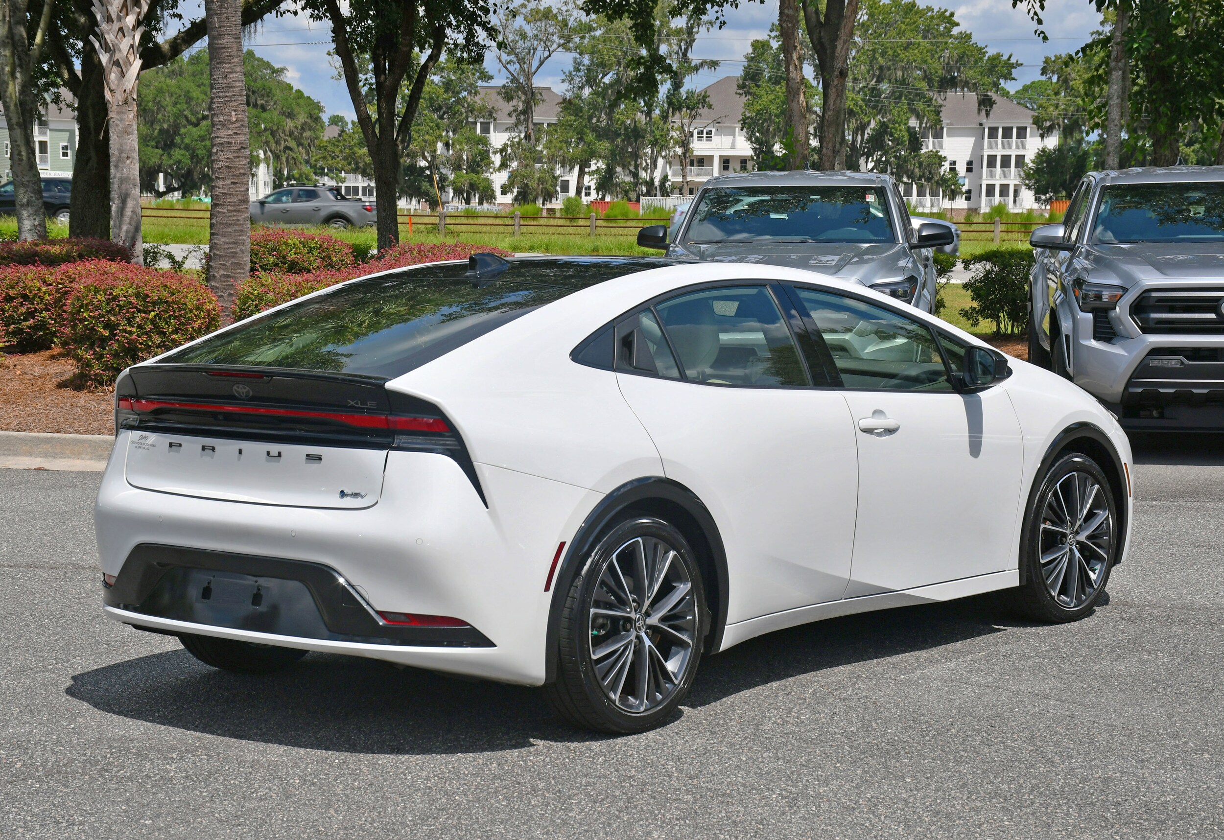 2024 Toyota Prius XLE photo 4