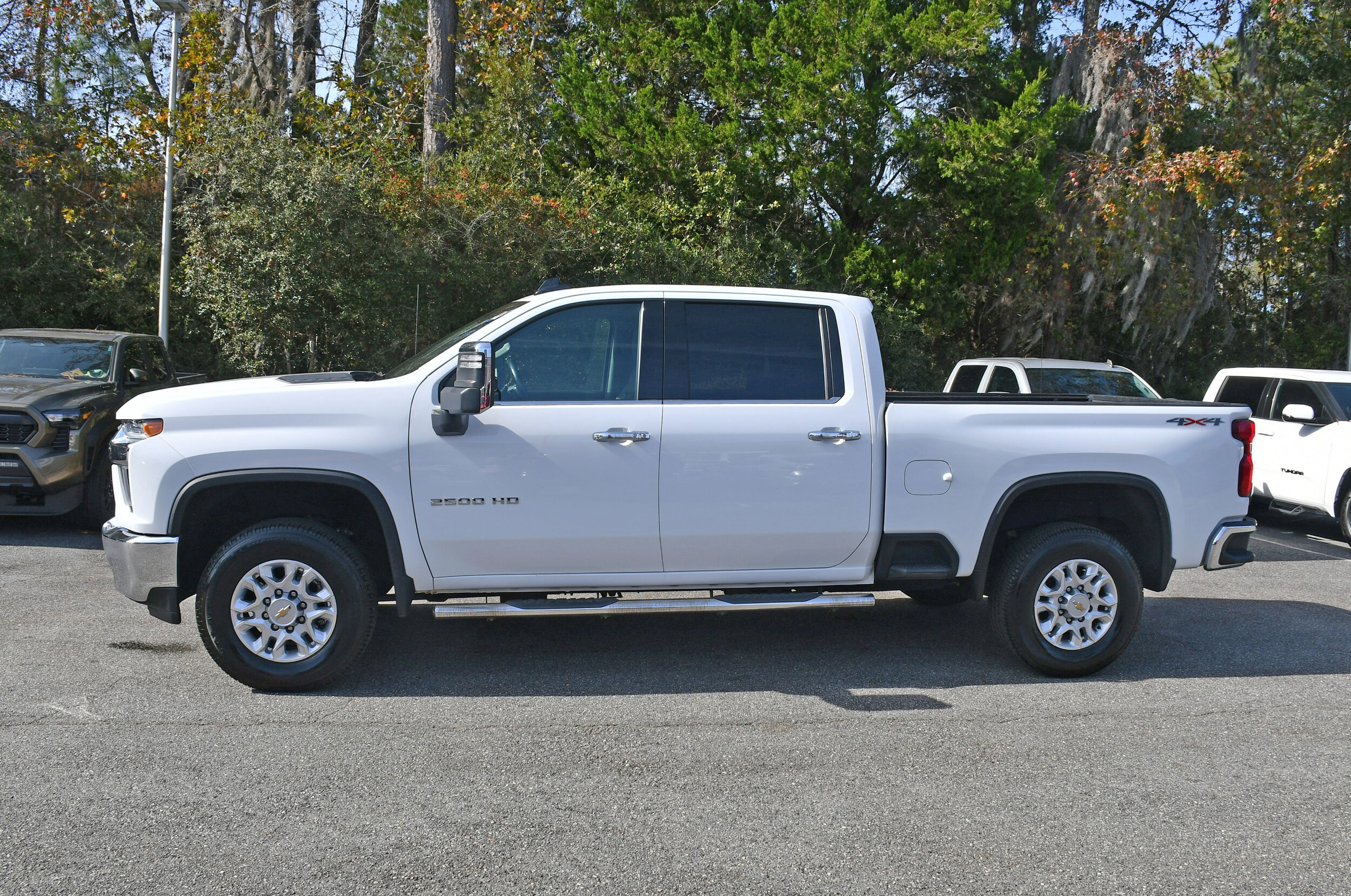 2022 Chevrolet Silverado 2500HD LTZ photo 2