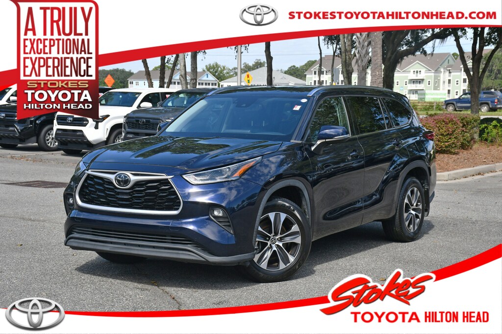 Used 2021 Toyota Highlander XLE XLE AWD