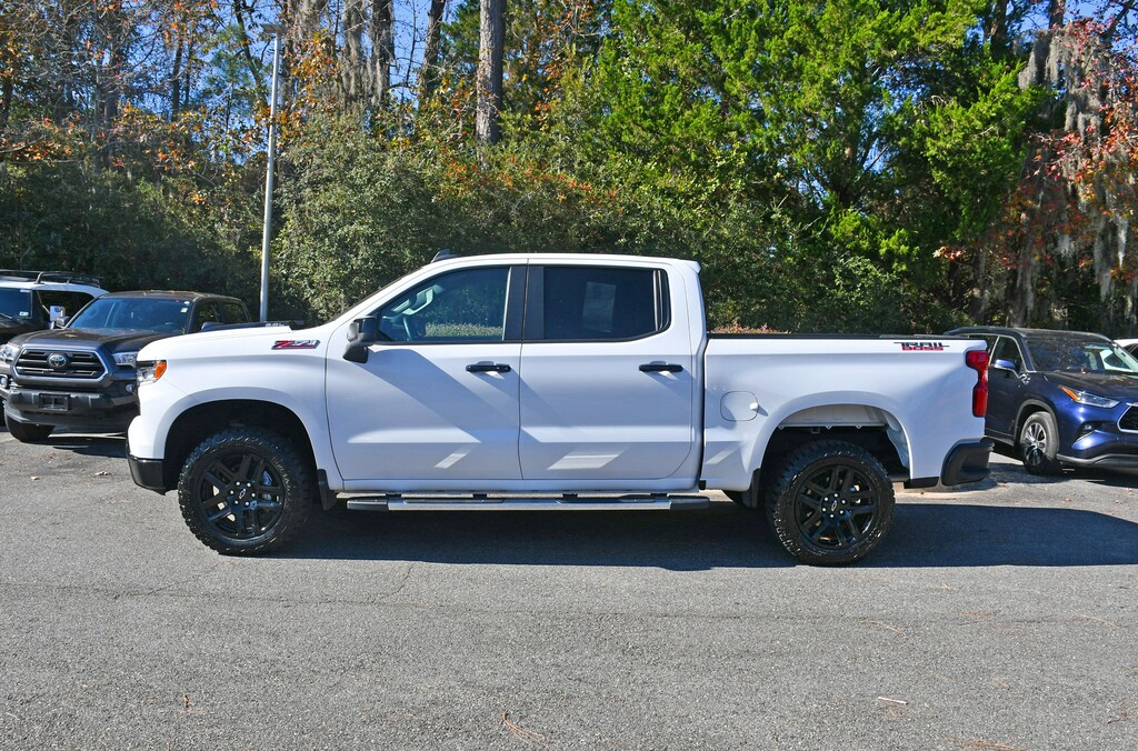 Used 2024 Chevrolet Silverado 1500 LT Trail Boss 4WD Crew Cab 147 LT Trail Boss