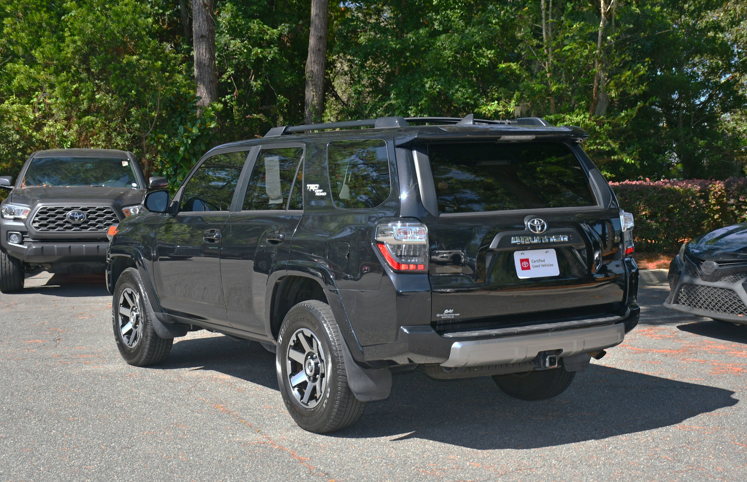 2020 Toyota 4Runner Limited TRD Off-Road Premium photo 3