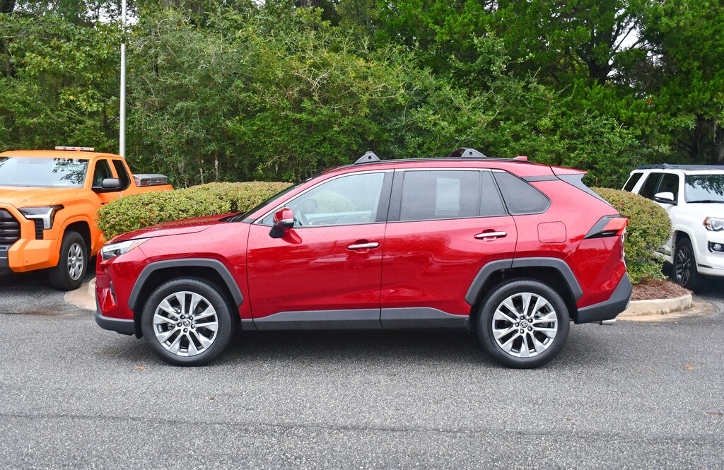 Used 2023 Toyota RAV4 Limited Limited FWD