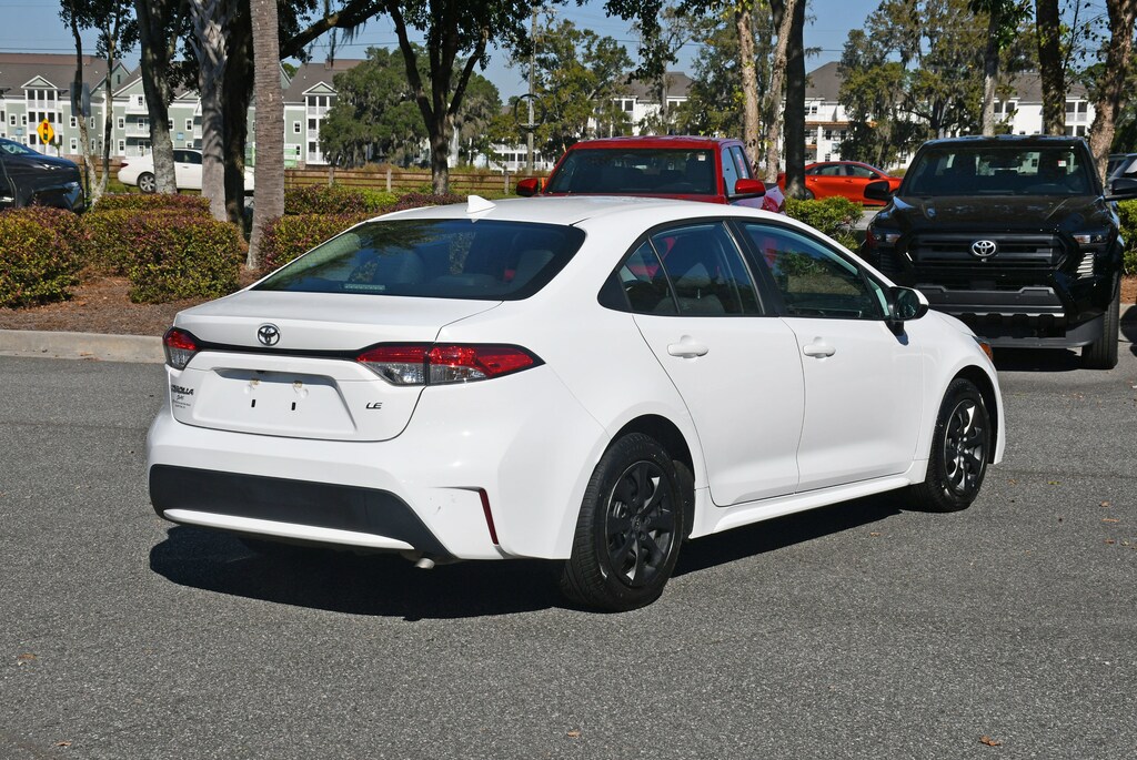 Used 2022 Toyota Corolla LE LE CVT