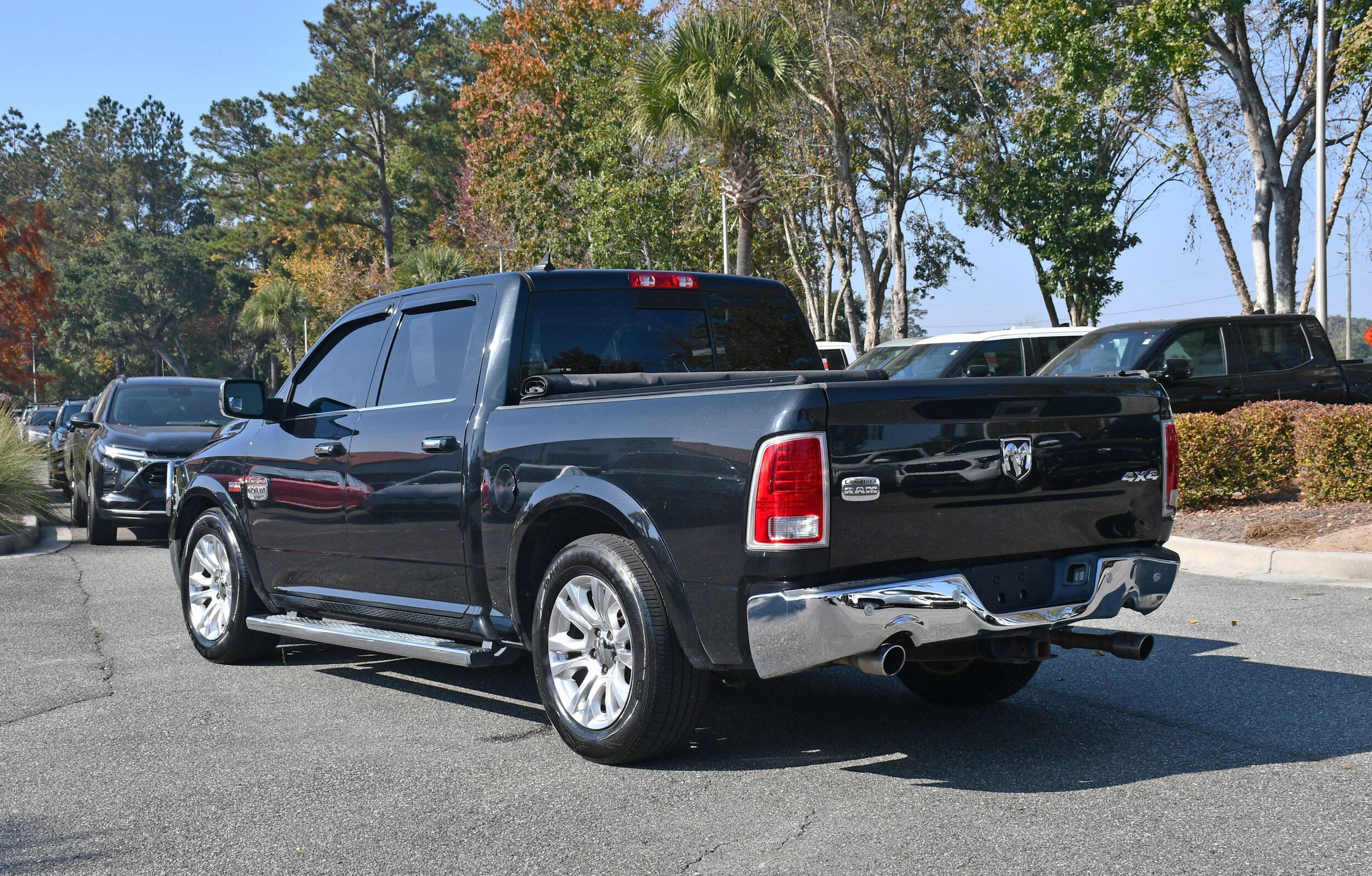 2017 Ram 1500 Longhorn photo 2