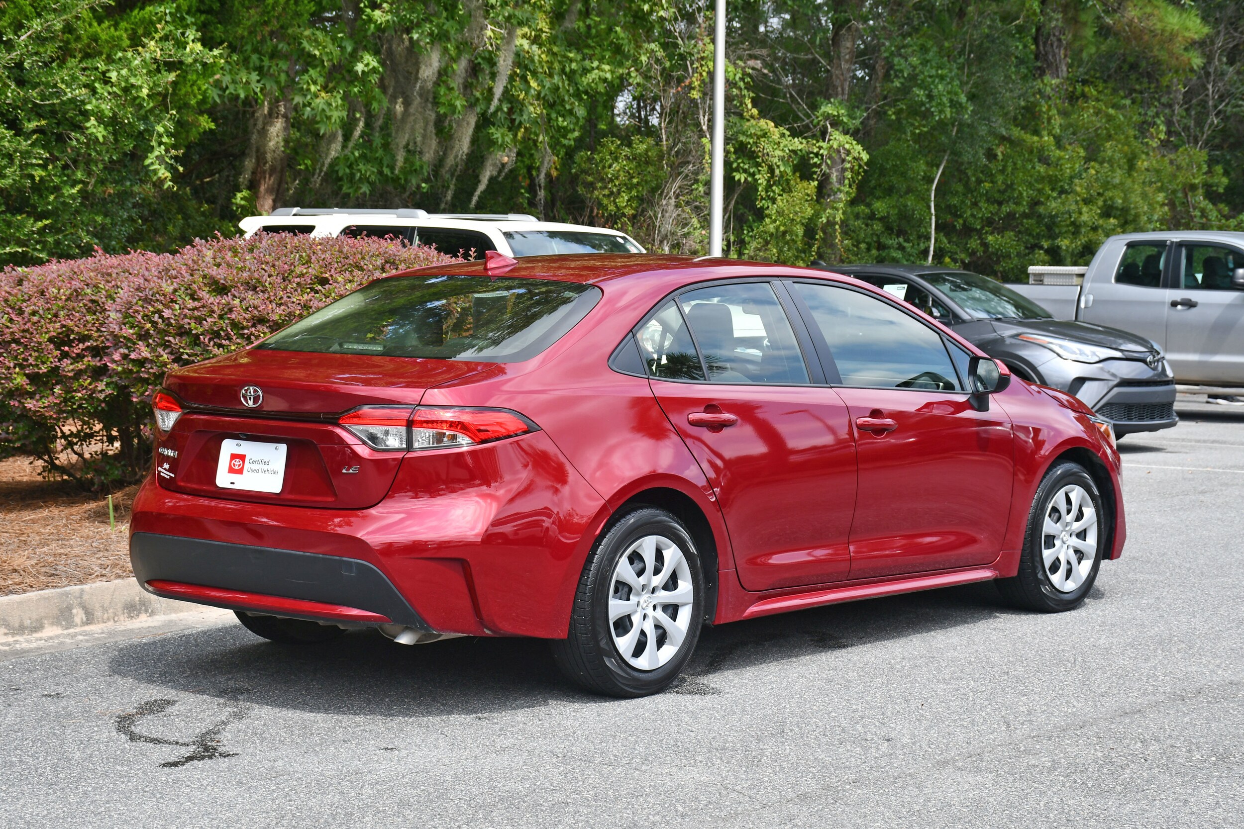 2022 Toyota Corolla LE photo 3