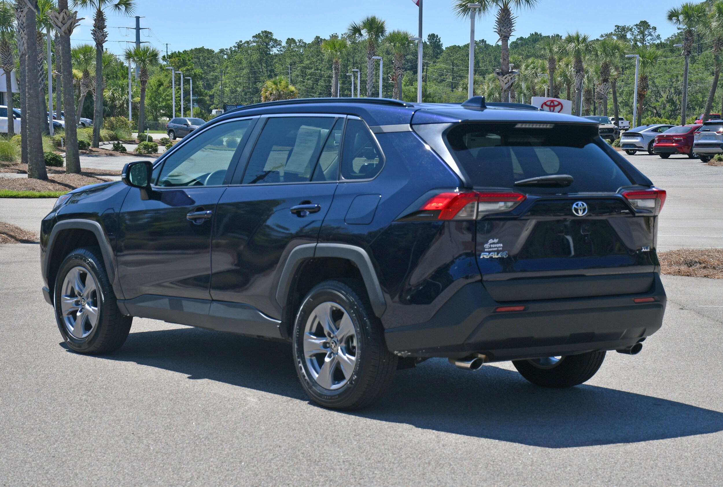 2024 Toyota RAV4 XLE photo 4