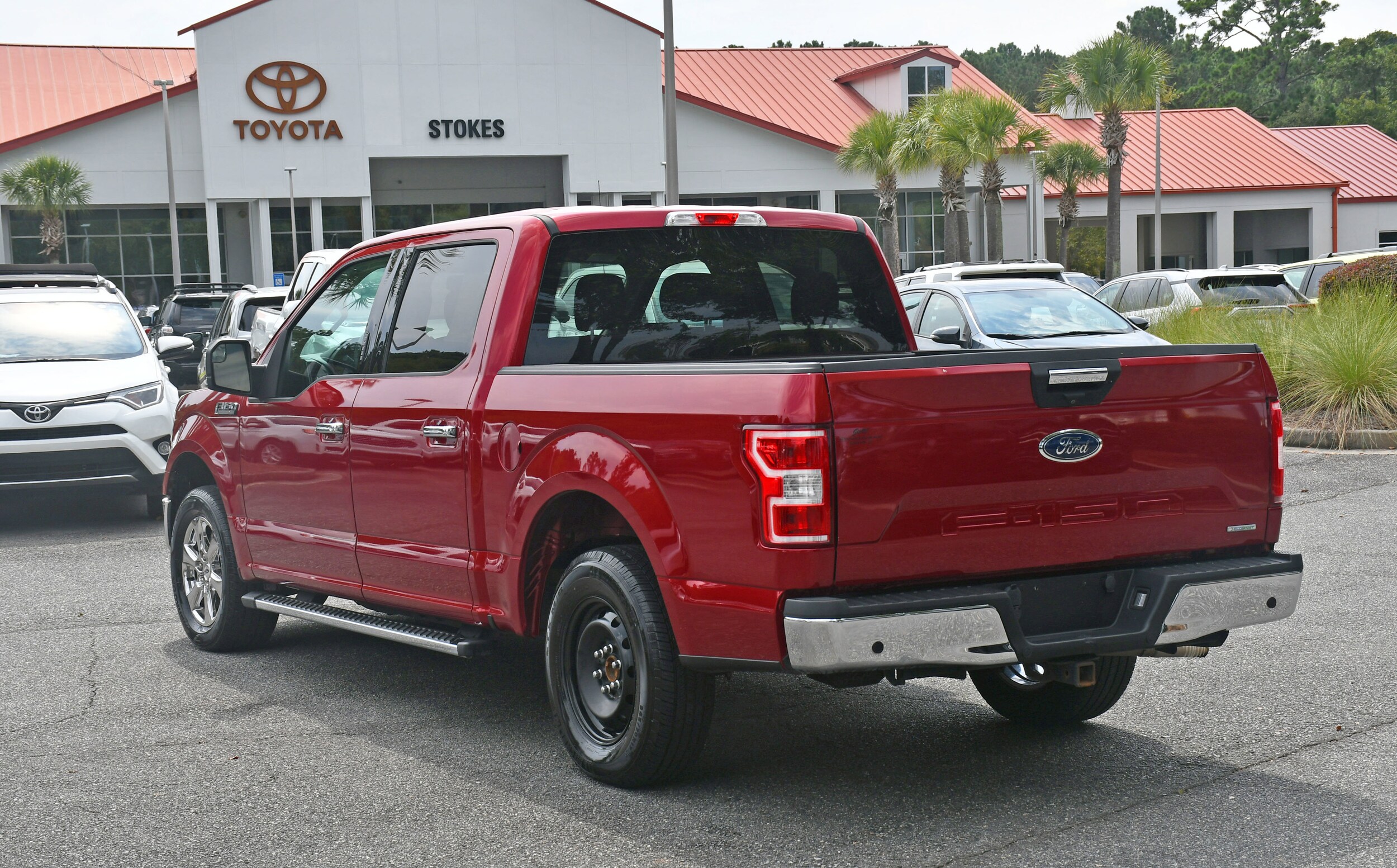 2018 Ford F-150 XLT photo 2