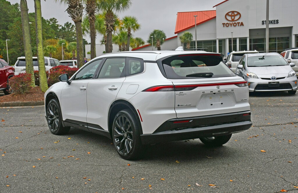 Used 2025 Toyota Crown Signia Limited Limited AWD