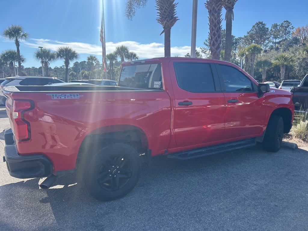 2019 Chevrolet Silverado 1500 Custom Trail Boss photo 2