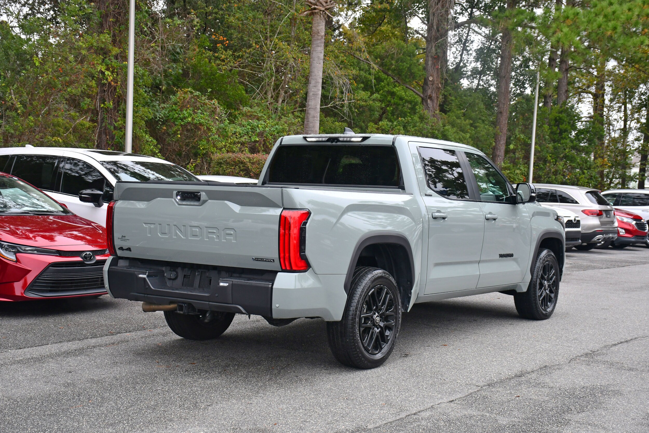 2025 Toyota Tundra 1794 Edition CrewMax photo 2