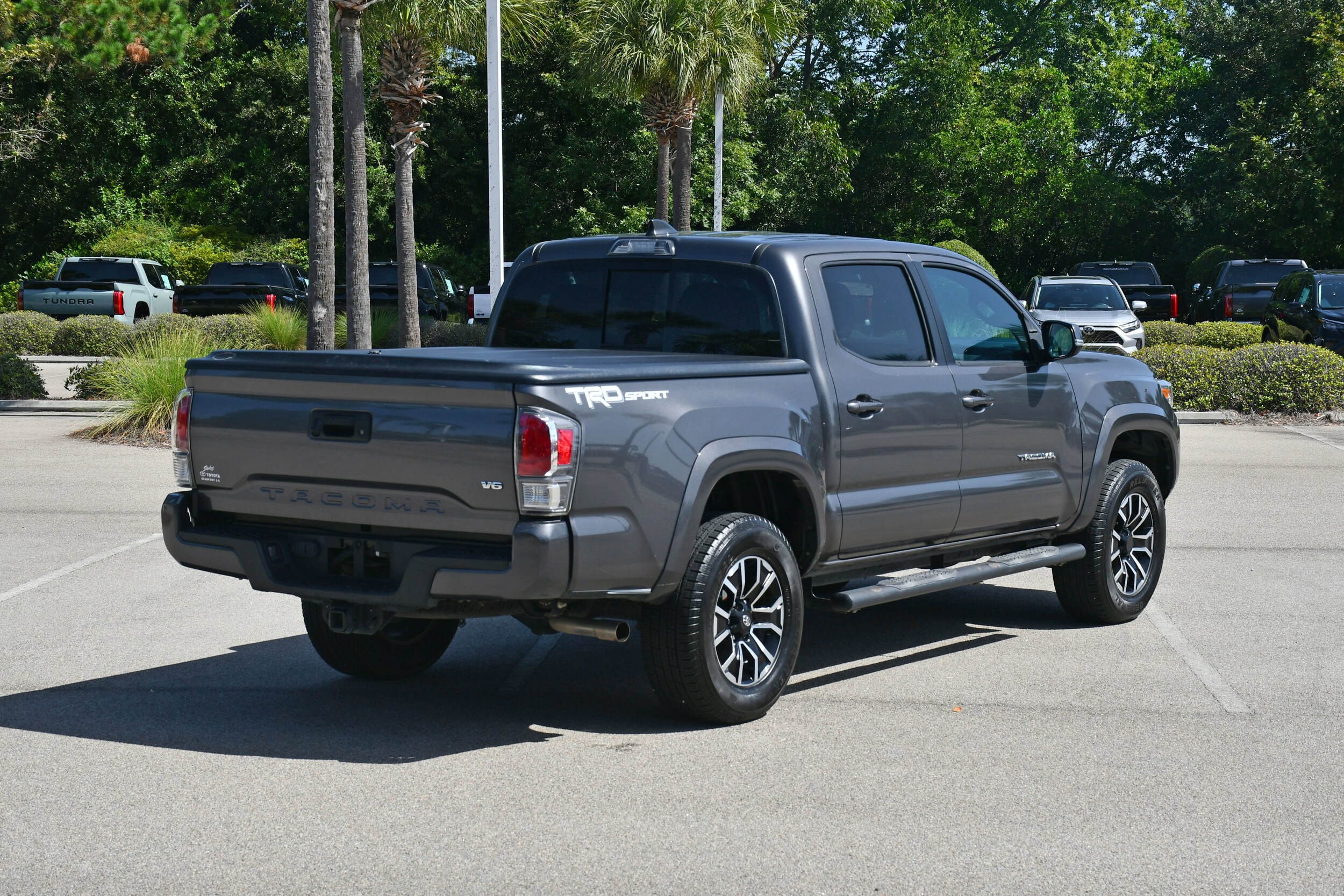 2021 Toyota Tacoma SR5 Double Cab V6 photo 3