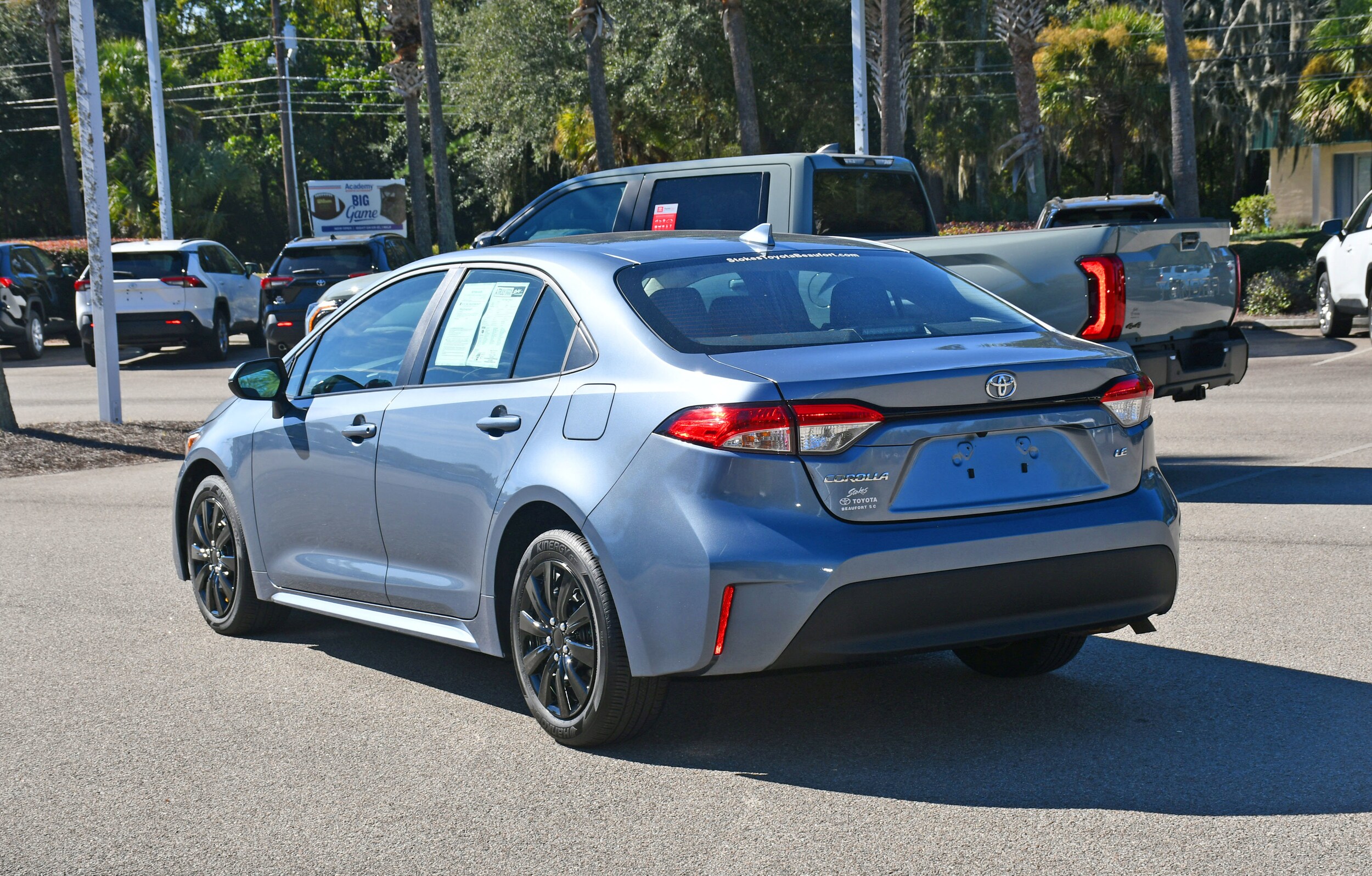 2024 Toyota Corolla LE photo 2