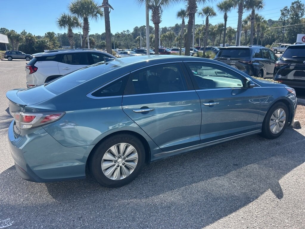 Used 2016 Hyundai