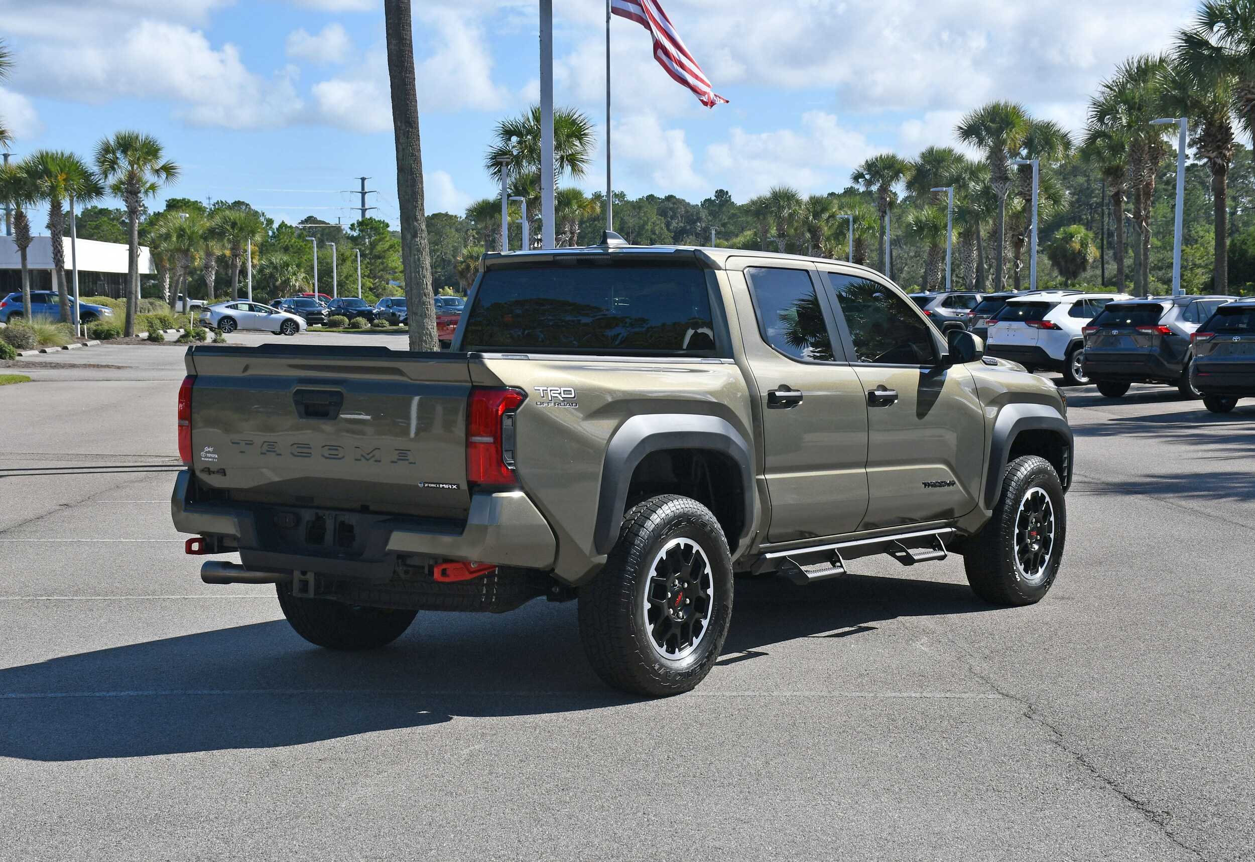 2025 Toyota Tacoma Limited Double Cab photo 3