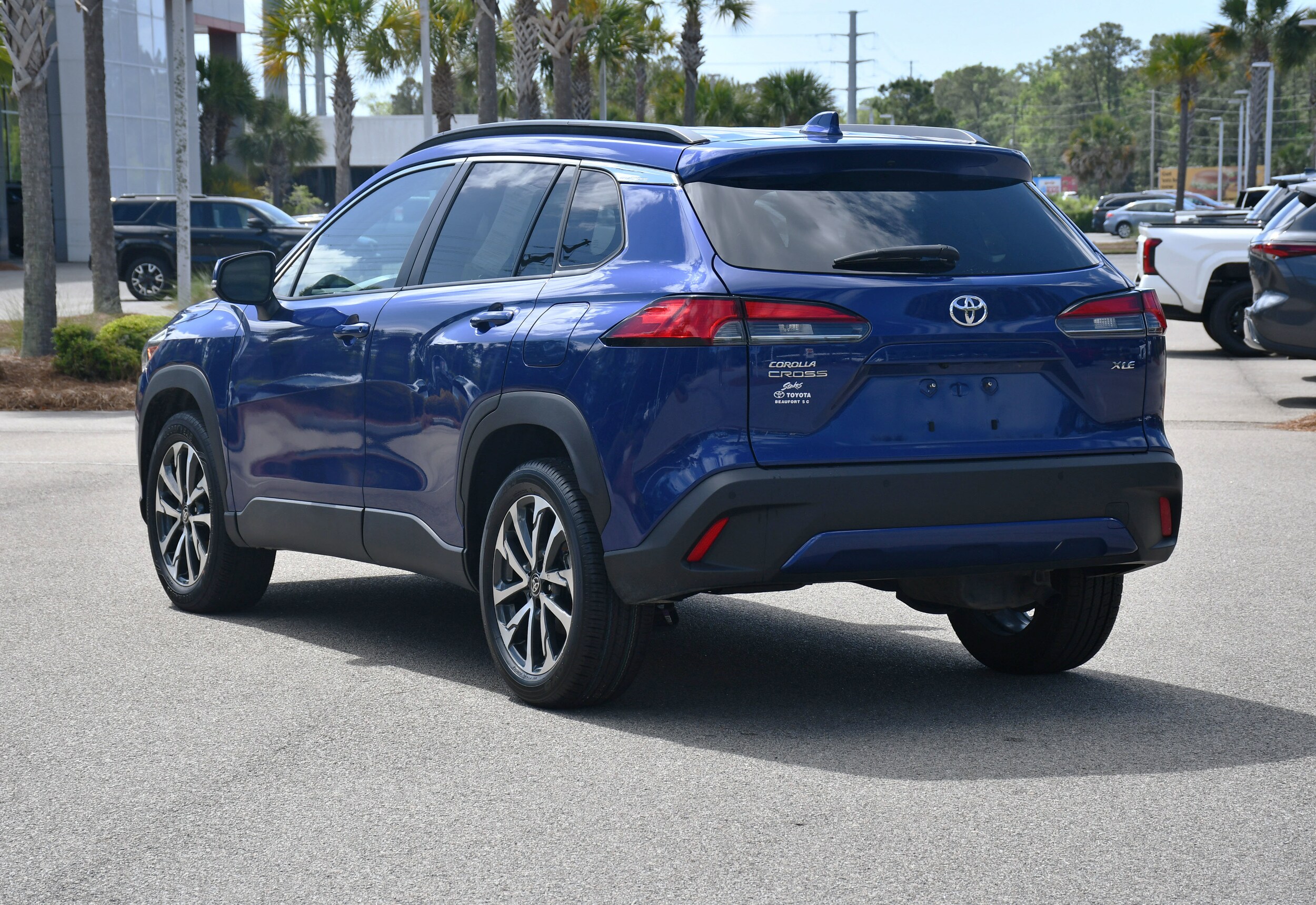 2023 Toyota Corolla Cross XLE photo 4